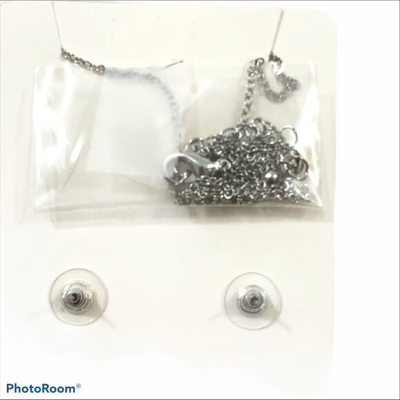 Amelia Rue Amethyst Drop Set Necklace Earrings - Picture 4 of 4